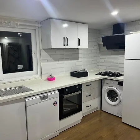 Flat For Rent Near The Beach, Konyaalti, *